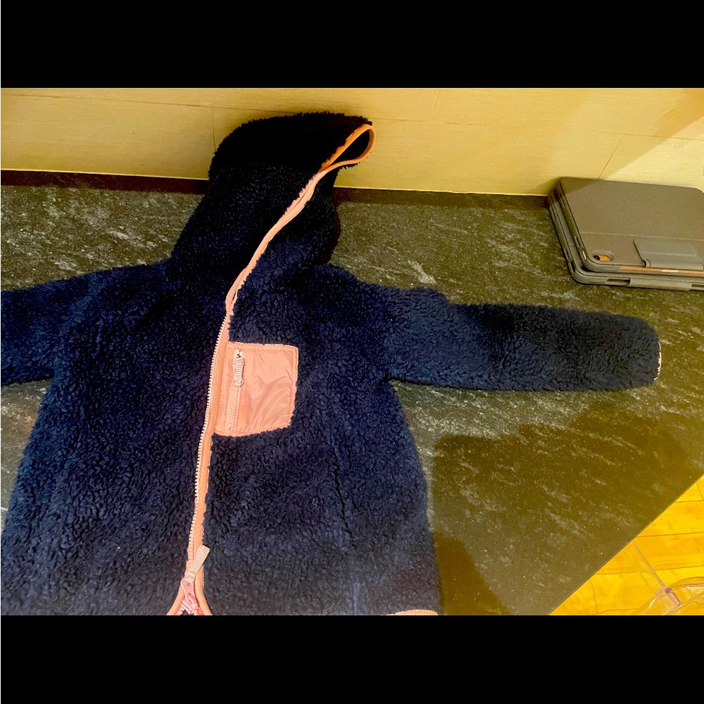 Jcrew Crewcuts kids fleece jacket. Navy and pink.  Size 5-6 girls.